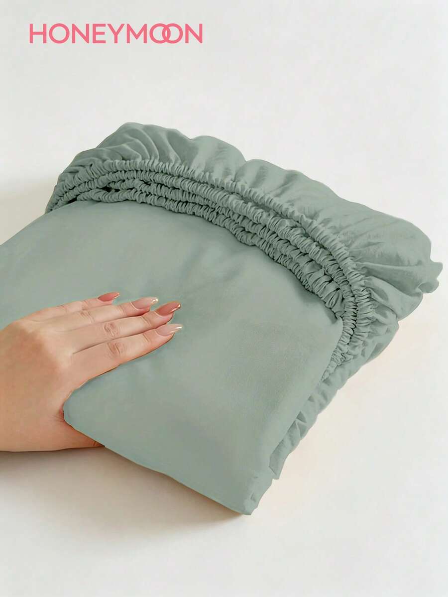 HONEYMOON 1pc Solid Color Soft Fitted Sheet, 100% Polyester Fabric, Lightweight Cloud-Like Touch Bedding Mattress Cover, Elastic Edges, Fits 9-12 Inch Deep Mattress, Soft Breathable Machine Washable, Anti-Shrink, Fade-Resistant, All-Season Use, Different Sizes Suitable For Home And Dorm, Back To School Dorm Essential, Lime Green - Lime Green - View 1