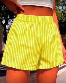 Women Two-Piece Outfits - 2 Playera Blanca con Short Rayas Verde con Amarillo - View 2