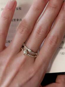 2pcs Women's Ring Set, Silver-Tone Copper Material, Geometric Stackable CZ Inlaid Exquisite Elegant Versatile Jewelry, Suitable For Daily Wear, Party, Gathering - Silver - View 2