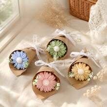 1PC Mini Daisy Flower Bouquet Scented Candle,4.3in/11cm Kraft Paper Wrapped Aromatherapy Soy Wax Candle,Decorative Table Ornament,Home Fragrance Decor,Gift For Women,Birthday Holiday Wedding Favor - B - View 2