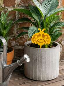1pc Cute Bee Water Feeder, Bee-Shaped Garden Drinking Station For Bees, Outdoor Bee Water Dispenser With Ground Stake, Decorative Insect Waterer For Flower Pots, Yard, Patio & Garden, M/L - A - View 6
