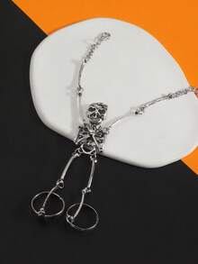 1pc Dark Skull Finger Chain Halloween Accessory Connected Finger Bracelet Creative Gothic Style Hand Jewelry - Silver - View 4