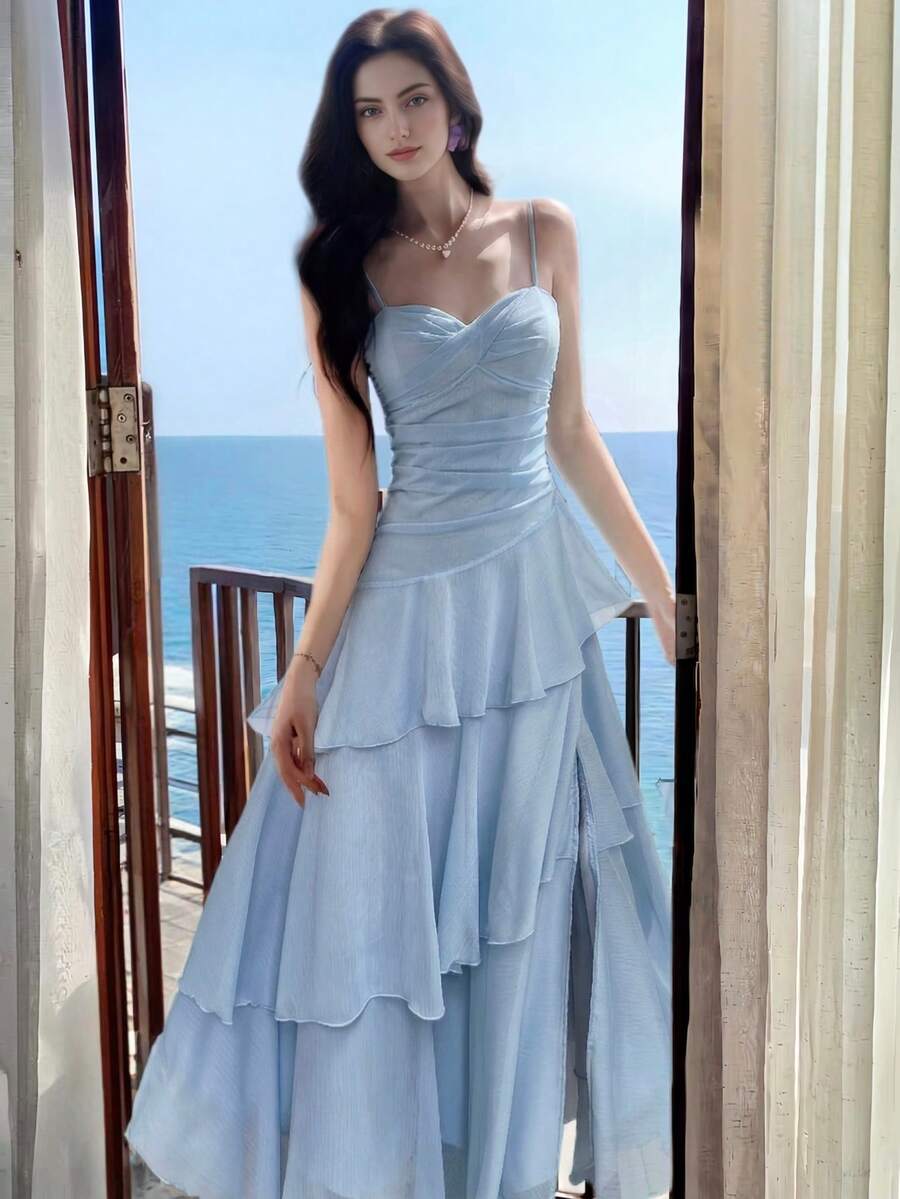优雅不对称荷叶边吊带连衣裙，时尚百搭，适合女性穿着，简约细肩带设计，适合派对、舞会、晚宴、生日、婚礼、返校等各种场合，端庄修身，夏季必备
