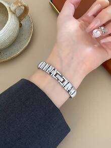1pc Fashion Women's Silver Quartz Watch, Gray Dial With Mixed Markers, Suitable For Daily Wear - Silver - View 5