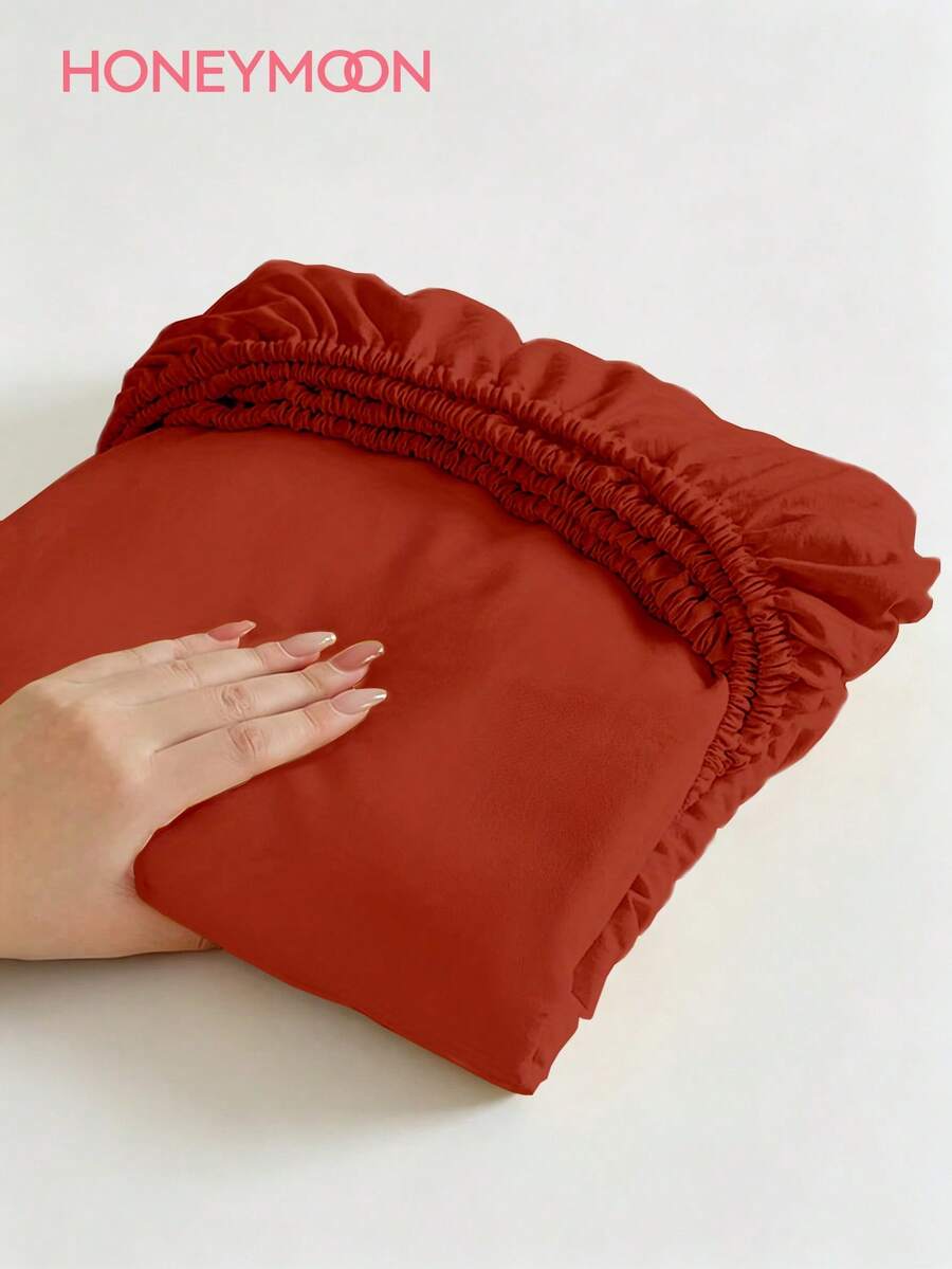 HONEYMOON 1pc Solid Color Soft Fitted Sheet 100% Polyester Fabric Lightweight Cloud-Like Touch Bedding Mattress Cover, Suitable For 9-12 Inch Depth Mattress, Soft Breathable Machine Washable, Shrink-Resistant, Fade-Resistant, All Season Use, Different Sizes Suitable For Home And Dorm, Back To School Dorm Essential, Reddish Brown - Reddish-brown - View 1
