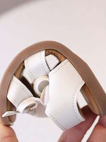 1 Pair Girls' Summer Double Bow Sandals With Hook-And-Loop Buckle, Soft Sole, Non-Slip, Princess Style Open Toe Beach Shoes - Beige - View 9
