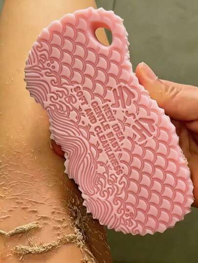 1pc 3D Fish Scale Bath Sponge, Body Exfoliating Sponge Massage Cleaning Brush, Exfoliating Sponge Tool, Bathroom Accessories, Bathroom Decor Accessories, College Essentials, Suitable For Back To School Season, Travel And Vacation Essentials, Also Can Be Used As Christmas Stocking Filler, Halloween, Christmas, Birthday Gift, Great Holiday Gift For Girls