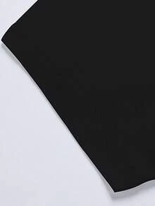 A Stylish And Minimalist Women's T-Shirt With A Picasso-Style Cat Print, Made From Soft And Breathable Fabric With A Light Weight - Black - View 4