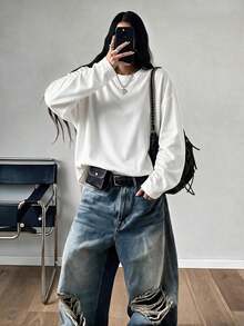 Women's Solid Color Round Neck Long Sleeve T-Shirt, Casual Autumn Regular Fit Top - White - View 4