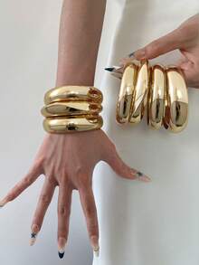 4pcs Unique Wide Cuff Bracelet Set, Gold Wide Thick Bangle Set, Luxury Elegant Style, Gift For Her - Yellow Gold - View 3