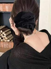 Flannel Large Size Scrunchie Suitable For Daily Use - Black - View 2