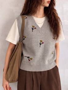 Women's Autumn/Winter Casual Minimalist Elegant Gentle Style Floral Pattern V-Neck Pullover Sweater Vest - Apricot - View 1