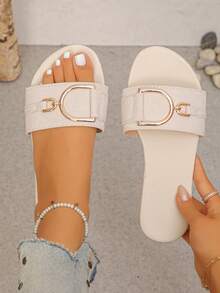Women's Comfortable Soft Sole Sandals With D-Shaped Metal Buckle Decor, Solid Color Minimalist Round Toe Single Strap Flat Sandals, Korean Style Casual Summer Beige Slippers - Beige - View 1