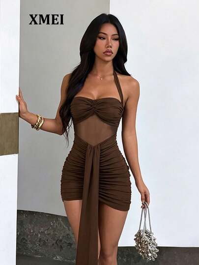 Vestido mini de tirantes de punto casual, vestido corto ajustado sin mangas, diseño con detalle de malla en contraste, esencial para fiestas, elegante, verano, marrón