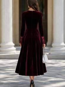 Velvet & Lace Patchwork V-Neck Women's Dress, Elegant Vintage Long Sleeve Dress For Autumn - Burgundy - View 7