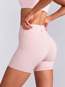 VUTRU 1pc High Waist Tight Sports Shorts With Invisible Back Pocket, 3/4 Length, For Running And Fitness - Baby Pink - View 4
