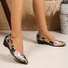 Women's Vintage Chinese Style Floral Print Wedge Heel Slip-On Shoes, Satin Low Heel Commuter Anti-Slip Shoes - Black Floral - View 16