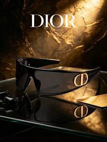 DIOR VERYDIOR M1U 太陽眼鏡，黑色鏡框灰色鏡片金色 CD Logo 時尚包覆式太陽眼鏡 - 黑色 - 查看 4