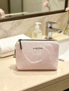 Lancôme Tas Kosmetik Lancome Berwarna Pink dengan Tekstur Anyaman, Tas Makeup dengan Resleting dan Logo Merek, Portabel dan Tahan Lama, Cocok untuk Penggunaan Pribadi dan Hadiah, LANCOME‑GIFT‑18 - Baby Pink - View 2