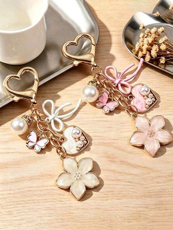 1 pieza Llavero elegante francés romántico con esmalte floral, mariposa de moda y cadena de perlas en forma de corazón, exquisito, adecuado como regalo del Día de San Valentín (Debido a problemas de iluminación, los colores pueden variar ligeramente, por favor comprenda)