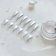 White Mermaid Moonlight Faux Pearl Nail Powder, Mirror Pearl Magic Powder, Textured Jar Packaging, Commonly Used Nail Glitter For Nail Salons, Suitable For DIY Nail Art, Easily Create High-End Glossy Effect, Suitable For Daily Use - Multicolor - View 3