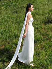 Bridal Wedding Dress Scarf Shawl, Long Floor-Length, High-End Korean-Style Styling For Photography, White Solid-Color Casual Mesh. - White - View 2
