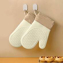 1pc Anti-Scald Microwave Oven Gloves, Heat Resistant Kitchen Baking Gloves,Resistant Silicone Oven Mitts - Home Kitchen, Non-Slip Kitchen Items, Festive Holiday Cooking Gifts Friendly For Home And Kitchen Organization - Multicolor - View 6