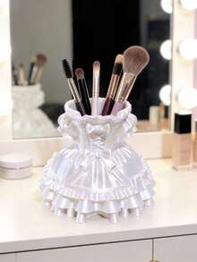 Luxury High-End 3D Princess Dress Makeup Brush Holder Girls Brush Rack Jewelry Box Silk Texture Makeup Brush Bucket Desktop Storage Box - Multicolor - View 2