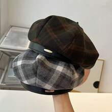 Boina de lana a cuadros vintage, sombrero de estilo francés versátil de gran circunferencia de cabeza para mujer, sombrero retro de pintor, gorra de estilo británico que realza la atmósfera y estiliza el rostro, gorra de estilo old money con letra metálica y forma octagonal - Mariposa - Ver 5