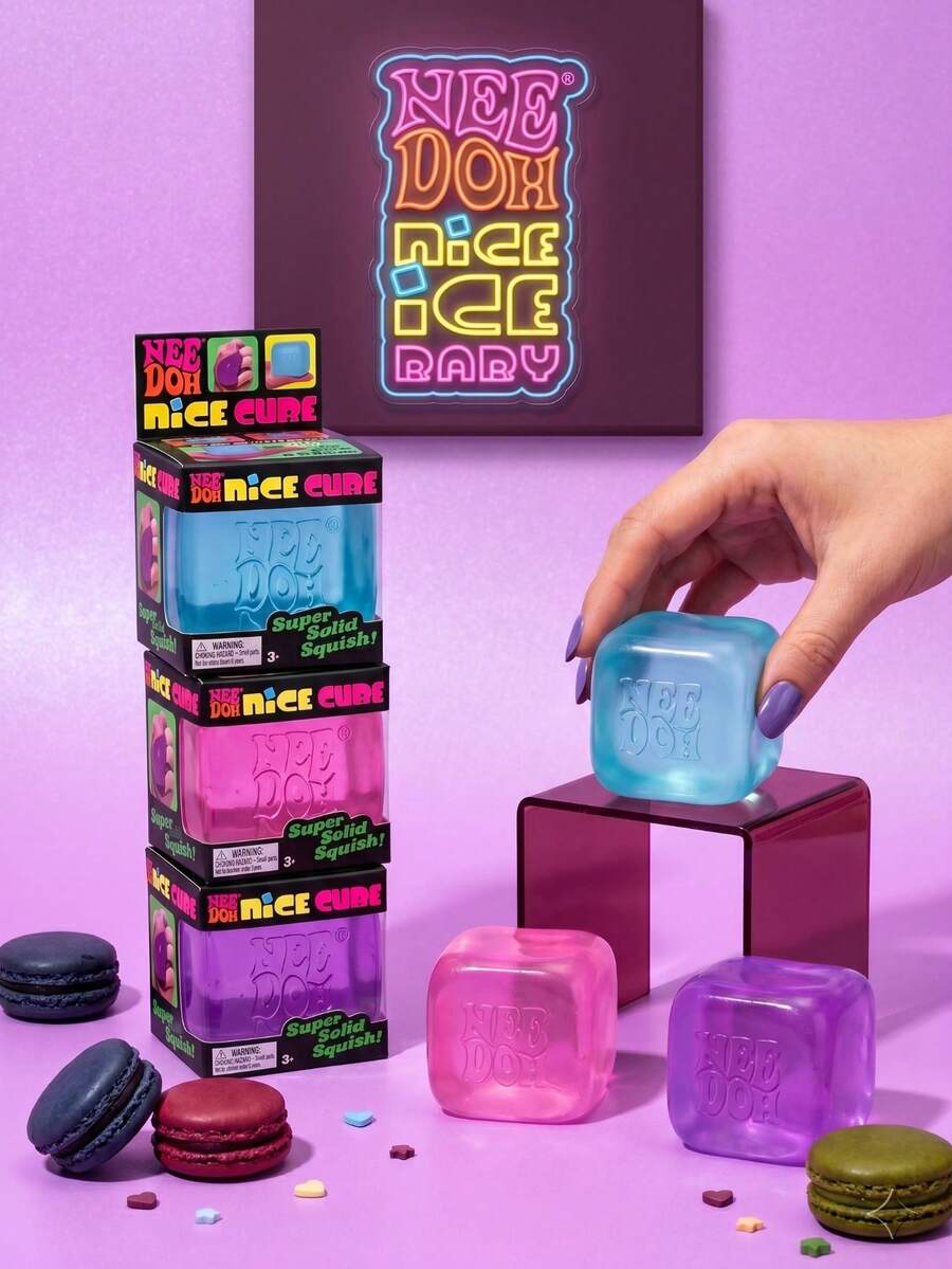 BEERUS 1pc Random Slow Rebound Soft Rubber Stress Relief Cube, Soft Sensory Squeeze Ball, Desktop Handheld Stress Toy (Random Outer Packaging Box)