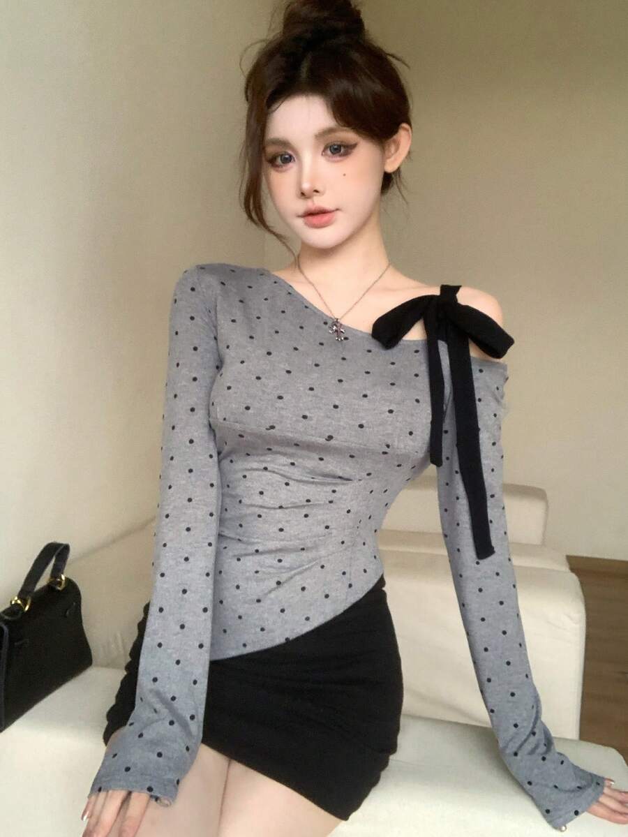 Women's Gray Polka Dot Asymmetrical Neckline Crop Top With Black Bow Decor, Random Patchwork - Grey - View 1
