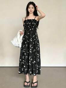 YCYC 休閒花卉印花收腰細肩帶洋裝 - 黑色 - 查看 2