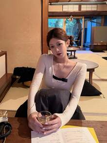 Textured Bow V-Neck Fitted Waist Long Sleeve T-Shirt Base Layer Top For Women - Apricot - View 4