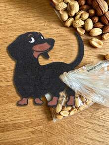 Cute & Fun Dachshund Shaped Reusable Sealing Clips - Plastic Multi-Function Bag Clips, Suitable For Kitchen, Office, Crafts, Pet Food Packaging - Perfect Gift For Dog Lovers, Lightweight & Durable, Interesting Design, Sturdy & Reliable, Home Storage - Multicolor - View 4
