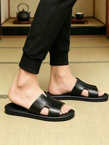 Men's Crocodile Embossed Slippers, Hollow-Out Open Toe Slip-On Flat Bottom Retro Roman Sandals, Comfortable And Fashionable, Suitable For Beach, Swimming Pool, Indoor Casual Wear, Open Toe Beach Slippers, Available In Black, Brown - Black - View 3