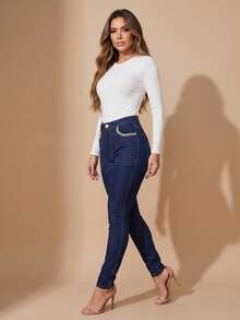 pthirillo Calça Feminina Denim Skinny para Uso Diário Com Lycra Elastano Empina Bumbum Premium com Strass Brilho - Pocket Strass - Visão 1