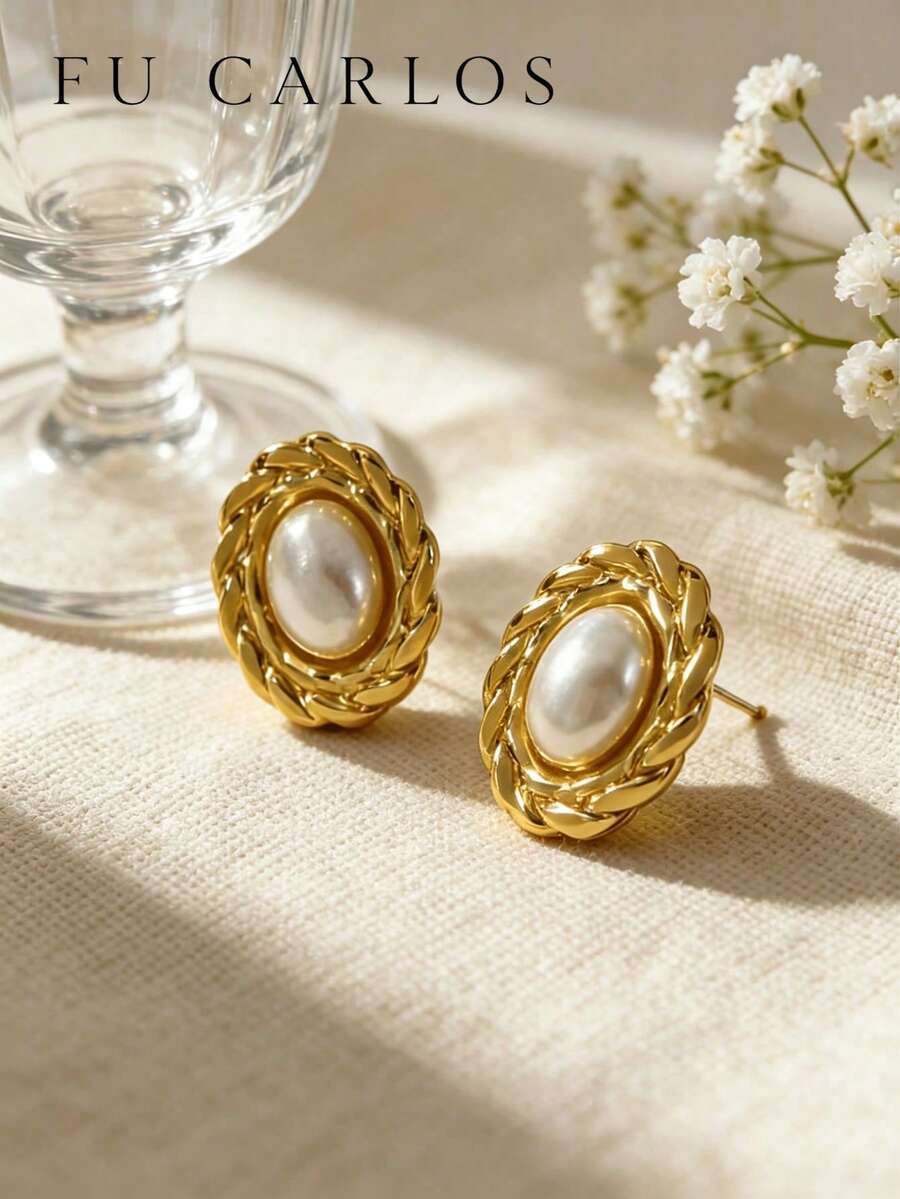 1 Pair Fashion Elegant Personalized Gold Earrings.Crafted From High-Grade Stainless Steel With An Finish, These Elegant, Vintage-Inspired Earrings Are Perfect For Festive Occasions. Stainless Steel Earrings - Gold - View 1