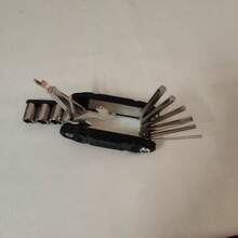 16合1便攜式多功能維修工具，折疊式組合六角扳手，自行車維修工具組 - 彩色 - 查看 11