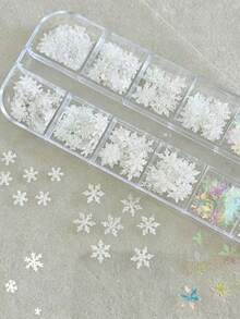 12格混色全息雪花美甲亮片，3D白色閃粉冬季雪花美甲裝飾，聖誕節假期冬季新年美甲配件，適合女性與女孩 - 彩色 - 查看 5