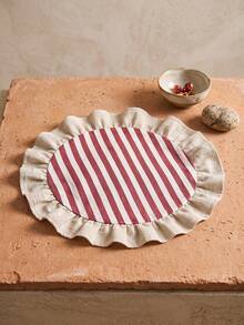 1/2/4/6/12pcs Red And White Striped Placemats, Fresh Natural Style, Fabric Material, Round Beige Ruffle Edge Detail, Stain-Resistant Protection For Tabletop And Decorative Enhancement, Suitable For Daily Tea And Natural Home Decor - Red - View 7