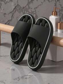 1 Pair Solid Color Quick-Dry EVA Bathroom Anti-Slip Slippers For Men/Women. Couple Home Bath Slippers. Matte, Minimalist, Premium, Multi-Functional, Fashionable. Soft And Breathable, Foot Massage, Quiet, Hollow, Drainage Holes On Sole To Prevent Water Accumulation And Foot Odor, Flexible. Hotel, Bathroom, Balcony, Beach, Swimming, Indoor/Outdoor. Back To School, Halloween - Black - View 9