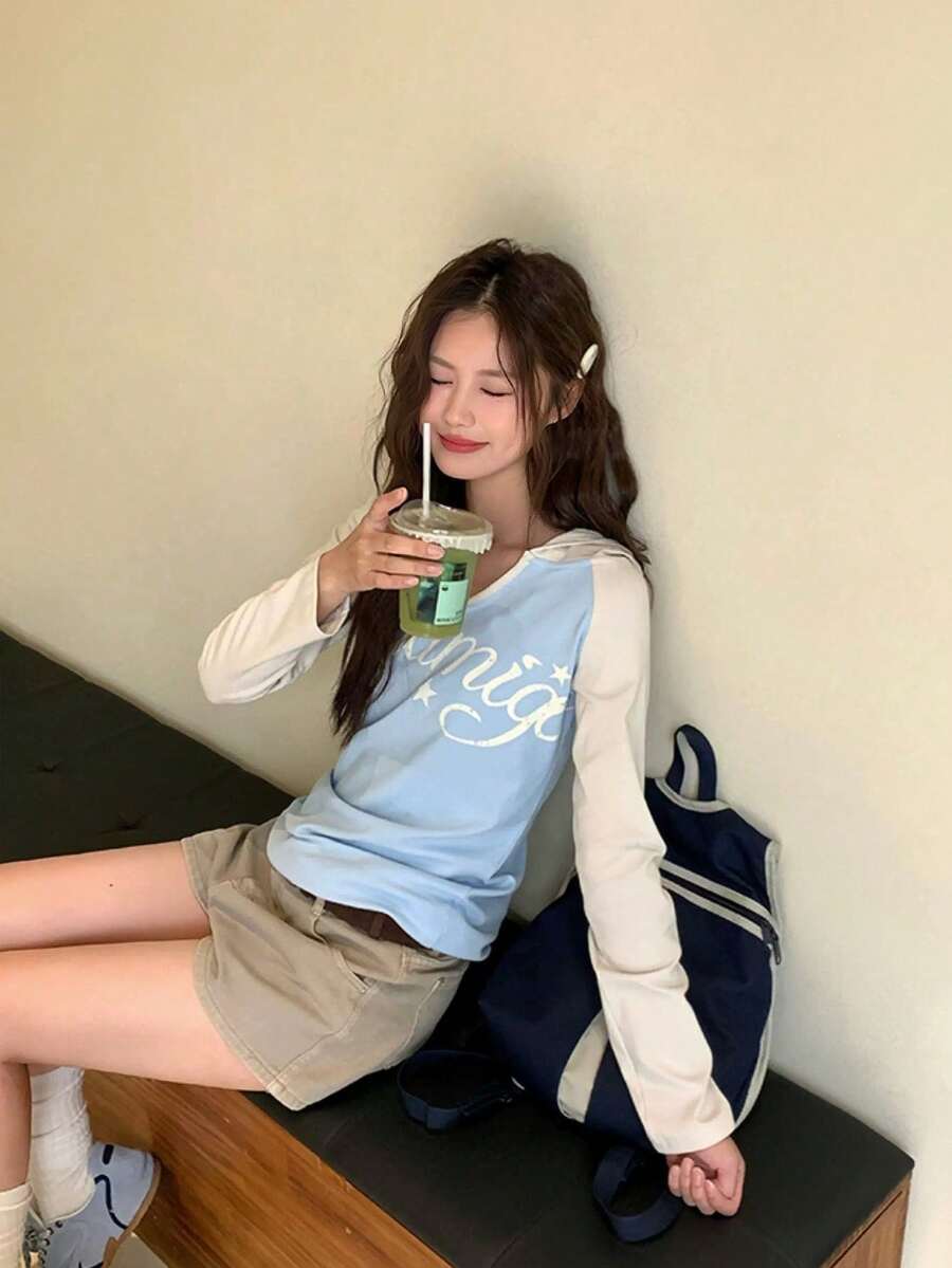 女款復古美式字母拼色拼接長袖連帽T恤,情人節,春/夏季 - 淺藍色 - 查看 1