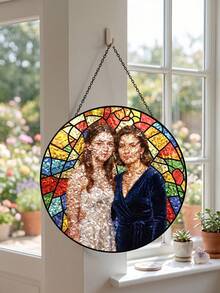 1pc Custom Photo Stained Glass Style Hanging Plaque, Personalized Family Portrait Round Window Hanging Ornament,Unique Keepsake Souvenir Gift For Mother's Day, Family Reunion, Birthday, Holiday Present - Multicolor - View 2