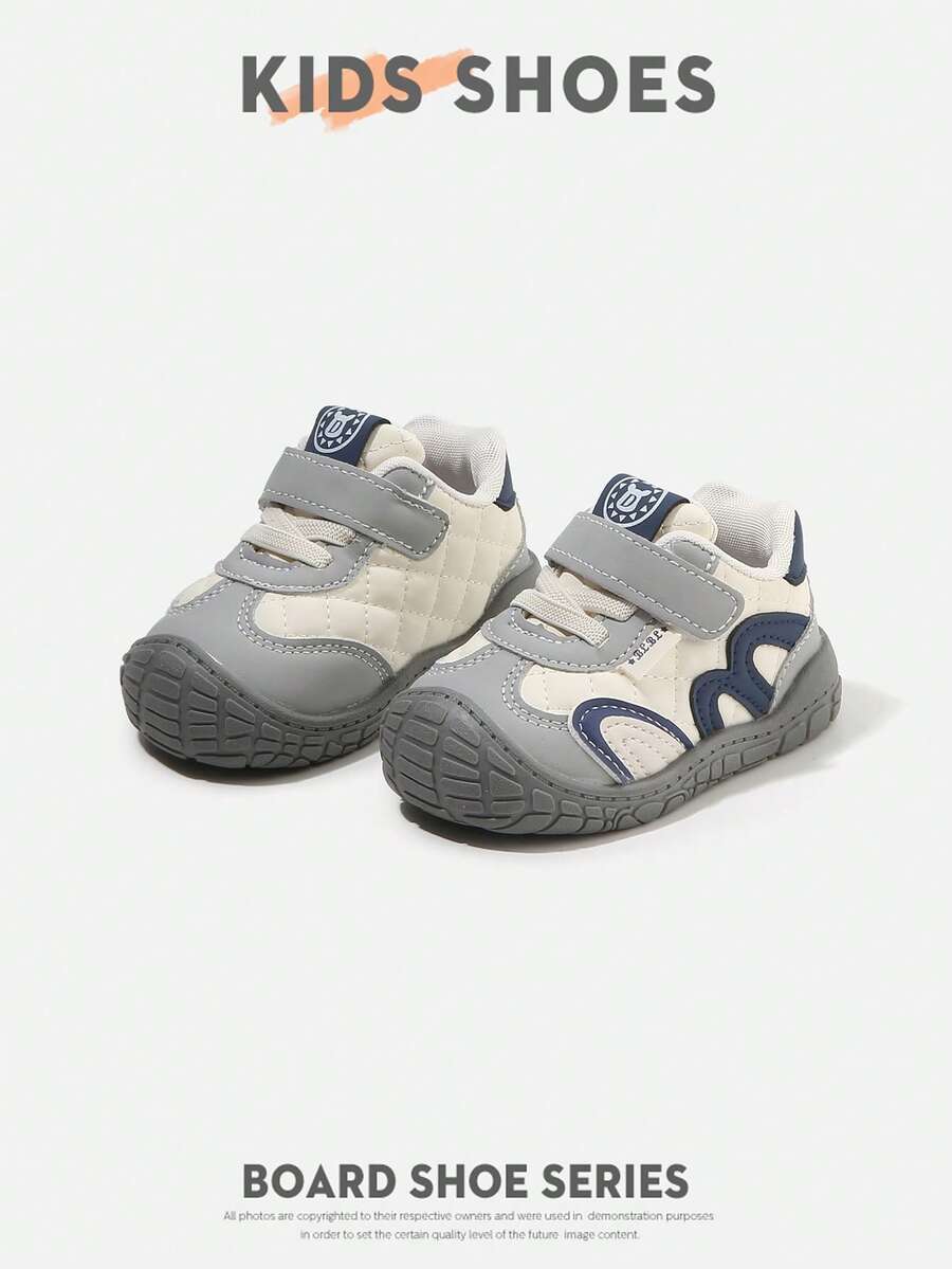 1 par quiltade retro sneakers för småbarn med färgblock, stängd tå, kardborre och platt sula, för förskola och street wear [välj efter faktisk innersulans längd i cm] - Grå - Visa 1