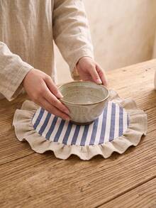1/2/4/6/12pcs Blue & White Striped Round Placemats, Fresh Natural Style, Fabric Material, Beige Ruffle Edge Detail, Stain-Resistant Tabletop Protection And Decorative Function, Suitable For Daily Tea & Natural Home Decor - Blue - View 9