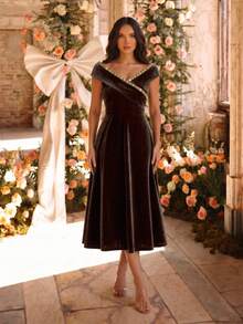 EVERPRETTY Autumn Elegant Luxury Rhinestone V-Neck Velvet Brown Formal Evening Gown Suitable For Evening Party, Gathering, Dinner - Brown - View 7