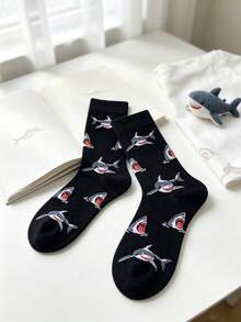 1 Pair Women's Black Shark Pattern Mid-Calf Socks, Soft And Comfortable Fabric, Stylish And Versatile For Outdoor, Travel, Daily, Home, Office And Multiple Occasions - Black - View 9