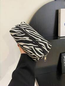 New Zebra Leopard Print Highly Attractive Makeup Bag, Multi-Functional Large Capacity Storage Bag, Portable Travel Handbag, Pencil Case, Handheld Makeup Bag - Multicolor - View 8