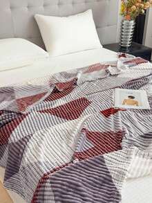 1pc Grey Geometric Plaid Pattern Blanket Throw Bedspread, Soft And Comfortable Blanket For Home Decor, Suitable For Bed, Sofa, Office, Room Decoration, Dorm, Machine Washable, Suitable For Spring And Autumn Use - Grey - View 5