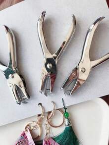 1 Hole Puncher, 6mm/3mm Diameter, Metal Single Hand Hole Punching Tool, Portable Book Hole Puncher, Suitable For School, Office, Educational Institutions And Home Card Storage, Applicable To Paper And Cards, Manual Round Hole Punching Mold - Multicolor - View 7